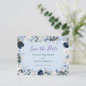 Elegant Dusty Blue Floral sla de datum op Uitnodiging Briefkaart (Staand voorkant)