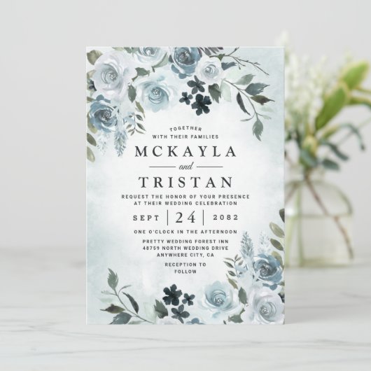 Elegant Dusty Blue Floral Waterverf Navy Wedding Kaart (Staand voorkant)