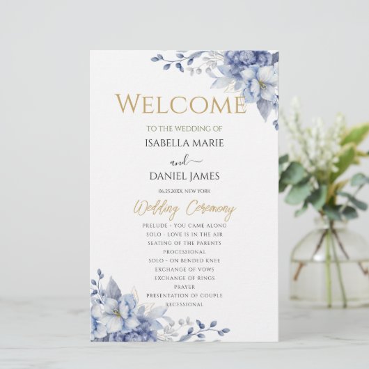 Elegant Dusty Blue Floral Wedding Ceremony Program (Staand voorkant)