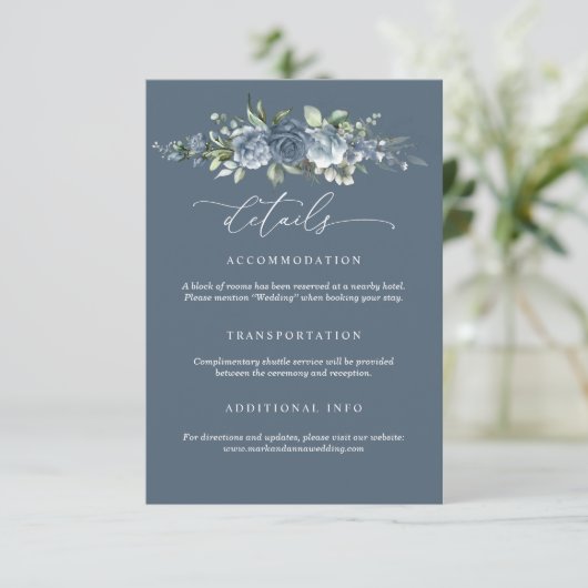 Elegant Dusty Blue Floral Wedding Enclosure Card Informatiekaartje (Staand voorkant)