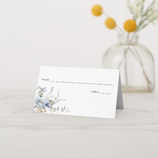 Elegant Dusty Blue Floral Wedding Place Card Plaatskaartje (Voorkant)