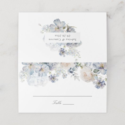 Elegant Dusty Blue Flowers Blush Rozen Weddenschap Plaatskaartje (Buitenkant ongevouwen)
