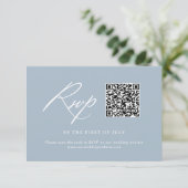 Elegant Dusty Blue Kalligrafie Bruiloft QR-code RSVP Kaartje (Staand voorkant)