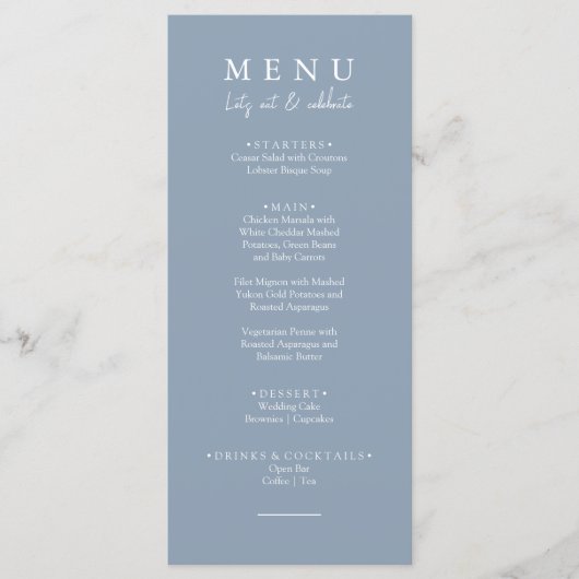 Elegant Dusty Blue Laten we Kalligrafie bruiloft e Menu (Voorkant)