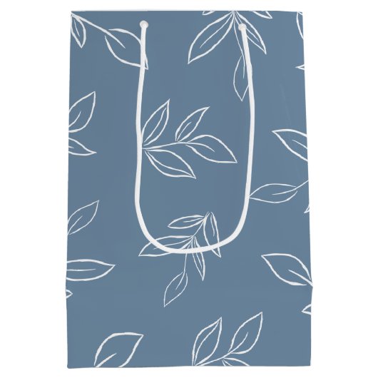 Elegant Dusty Blue Minimal Leaves Pattern Medium Cadeauzakje (Achterkant)