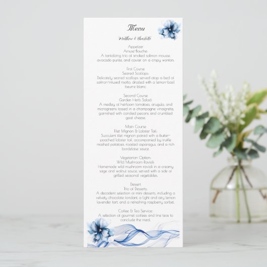 Elegant Dusty Blue Navy Bloemen Bruiloft Menu (Staand voorkant)