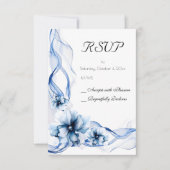 Elegant Dusty Blue Navy Bloemen Bruiloft RSVP Kaartje (Voorkant)