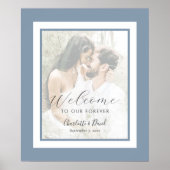 Elegant Dusty Blue Photo Weddenschap Welkomstteken Poster (Voorkant)