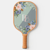 Elegant Dusty Blue Pink Floral Monogram Pickleball Paddle (Achterkant)