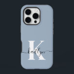 Elegant Dusty Blue Script Monogram iPhone 16 Pro Hoesje<br><div class="desc">Dit eenvoudige, elegante stoffige blauwe iPhone 16 Pro-Hoesje met je voornaam in een trendy scriptlettertype in zwart en je eerste initiaal in een modern petten lettertype in wit ziet er geweldig uit op je mobiele telefoon en houdt het beschermd tegen breuk. Het is stijlvol en trendy en toch zeer klassiek....</div>