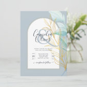 Elegant Dusty Blue SeaGlass Gold Leaf Arch Wedding Kaart (Staand voorkant)