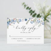 Elegant Dusty Blue Wedding RSVP Kaartje (Staand voorkant)