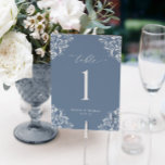 Elegant Dusty Blue Wedding Table Numbers Kaarten<br><div class="desc">Elegant Dusty Blue Wedding Table Numbers: Gebruik deze , klassieke tabelnummers bij je trouwreceptie of -evenement. Dit ontwerp kenmerkt het woord "Lijst"in een elegante kalligrafie met een ontwerp van de hoeken van de vintage voor een luxe blik. Het is ingesteld in stoffig blauw / blauw grijs / leistblauw, maar je...</div>