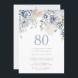 Elegant Dusty Blue & White Floral 80th Birthday Kaart<br><div class="desc">Elegant Dusty Blue & White Floral 80th Birthday Party Invitation - Ook verkrijgbaar als digitale uitnodiging Zie bijbehorend collectie in Niche en Nest Store</div>
