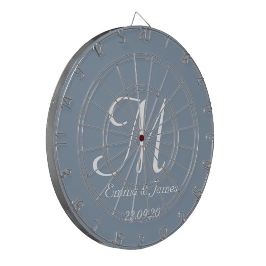 Elegant Dusty Blue White Monogram Initiaal naam Dartbord (Voorkant Links)