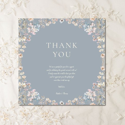 Elegant Dusty Blue Wildflower Baby Shower Bedankkaart