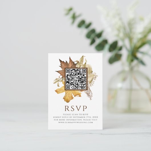 Elegant Dusty Brown Fall Wedding QR Code RSVP Informatiekaartje (Staand voorkant)