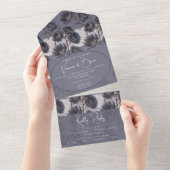 Elegant Dusty Navy Blue bruiloft Bloemen All In One Uitnodiging (Afscheurbaar)