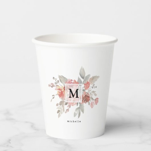 Elegant Dusty Pink Grey Flower Monogram Papieren Bekers (Voorkant)