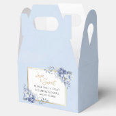 Elegant Dusty Powder Blue and Gold Floral Wedding Bedankdoosjes (Geopend)