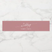 Elegant Dusty Roos Calligraphy Wedding Waterfles Etiket (Enkel label)