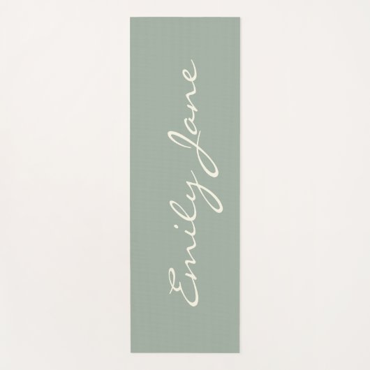 Elegant Dusty Sage Handgeschreven Script Name Cust Yogamat (Voorkant)