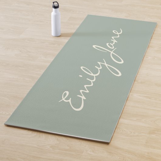 Elegant Dusty Sage Handgeschreven Script Name Cust Yogamat (In situ)