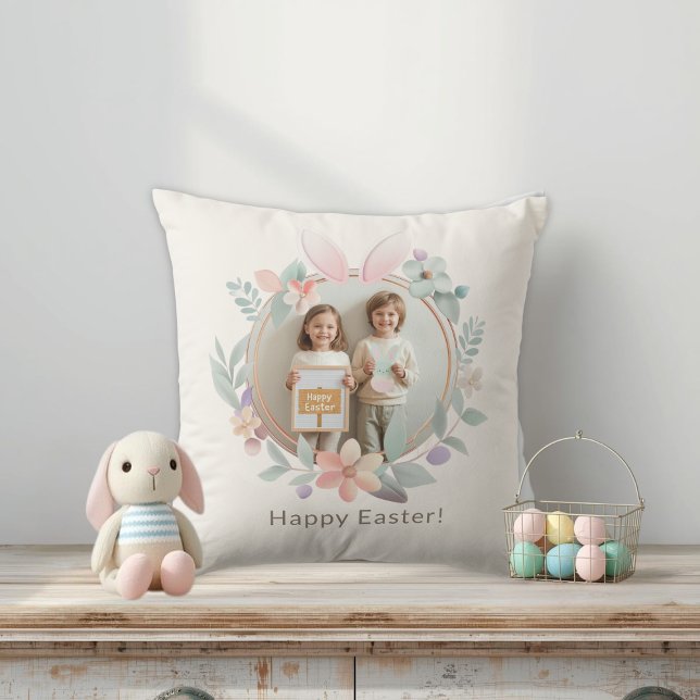 Elegant Easter Photo Pillow | Bunny Wreath Design Kussen (Creator heeft geüpload)