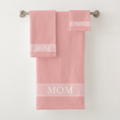 Elegant Editable mam Text op Passion Pink Shades Bad Handdoek (Insitu)