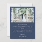 Elegant eenvoudig script 2 foto bruiloft blauw bedankkaart (Achterkant)