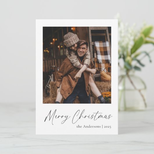 Elegant eenvoudig script paar foto Vrolijk kerstfe Feestdagenkaart (Staand voorkant)