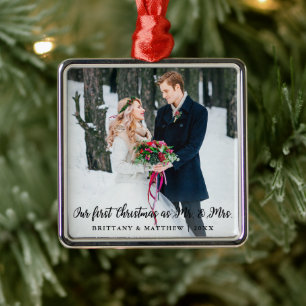 Elegant Eerste Kerstmis als de heer en mevrouw. Metalen Ornament