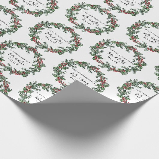 Elegant Eerste Kerstmis als Mr. & Mrs. Cadeaupapier (Hoek)