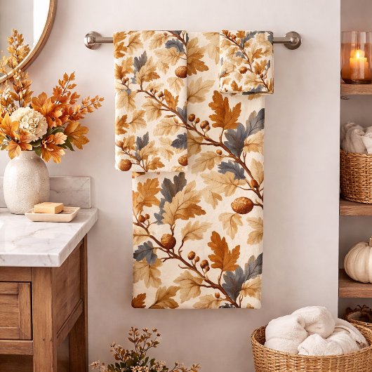 Elegant Eikenblad & Denneappel Herfstpatroon Bad Handdoek