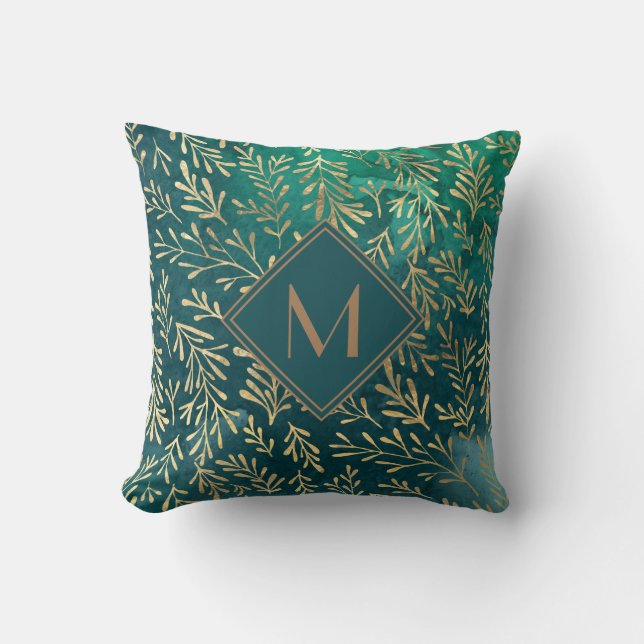 Elegant Emerald Green met Gold Leaves Monogram Kussen (Voorkant)