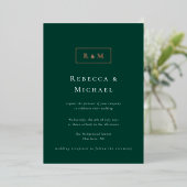 Elegant Emerald Green Monogram Wedding Folie Uitnodiging (Staand Voorkant)