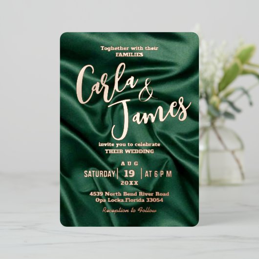 Elegant Emerald Green silk Gold moderne bruiloft Folie Uitnodiging (Staand Voorkant)