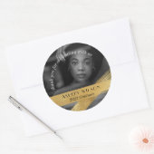 Elegant en minimaal Gold Photo-Afstuderen Ronde Sticker (Envelop)