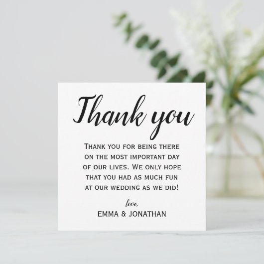 Elegant en Modern Black and White Wedding Party Bedankkaart (Staand voorkant)