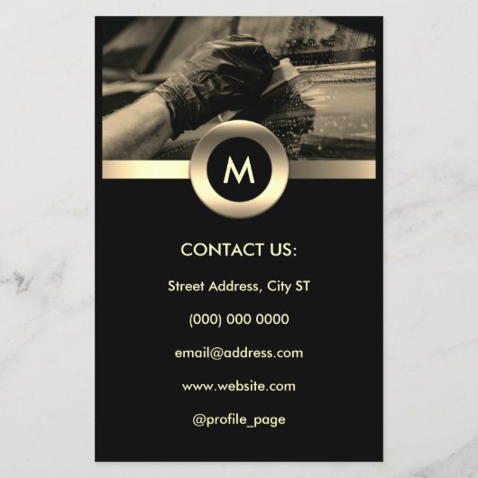 Elegant en professionele auto met details van de f flyer (Achterkant)