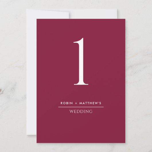 Elegant en Simple Burgundy Berry Table Number (Voorkant)