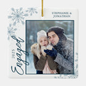 Elegant Engaged kerst Snowflakes Keramisch Ornament (Achterkant)