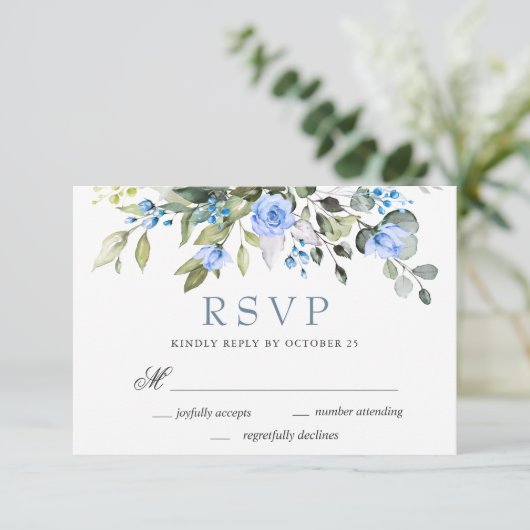 Elegant Eucalyptus Blue Rozen Wedding RSVP Kaartje (Staand voorkant)