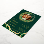 Elegant Eucalyptus Emerald Green and Gold Wedding Folie Uitnodiging (Gedraaid)