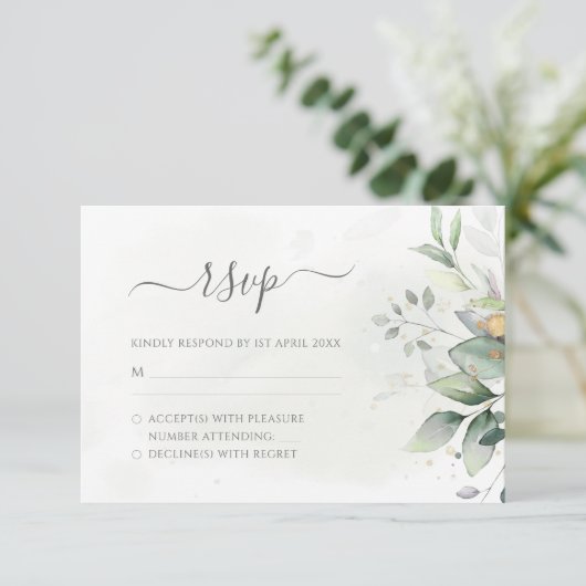 Elegant Eucalyptus Leaves Greenery Gold Wedding RSVP Kaartje (Staand voorkant)