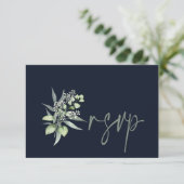 Elegant Eucalyptus Leaves Greenery Wedding RSVP (Staand voorkant)