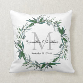 Elegant Eucalyptus Monogram White Wedding Keepslag Kussen