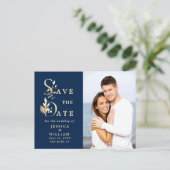 Elegant Eucalyptus PHOTO Weddenschap Save the Date Aankondigingskaart (Staand voorkant)