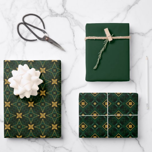 Elegant Evergreen Smaragd Groen en Goud Inpakpapier Vel (Voorkant)