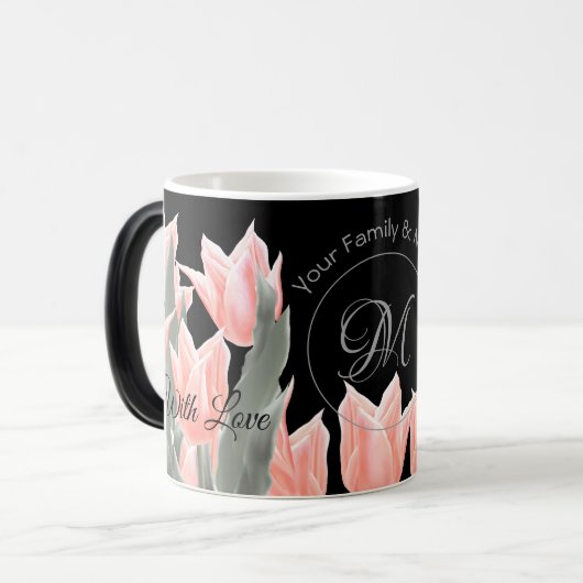 Elegant Family Name Monogram Peach Tulips Painting Magische Mok (Voorkant links)